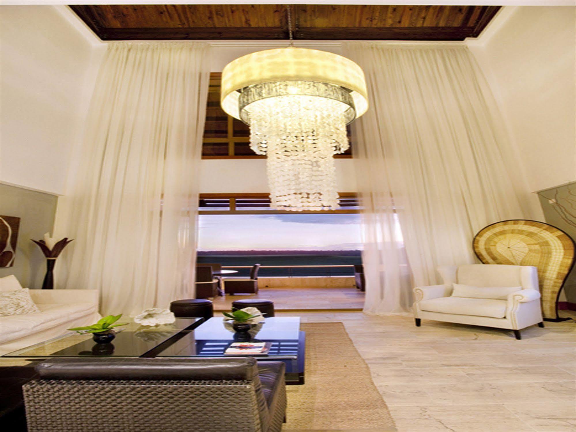 Los Altos Residences By Mint لا رومانا المظهر الخارجي الصورة