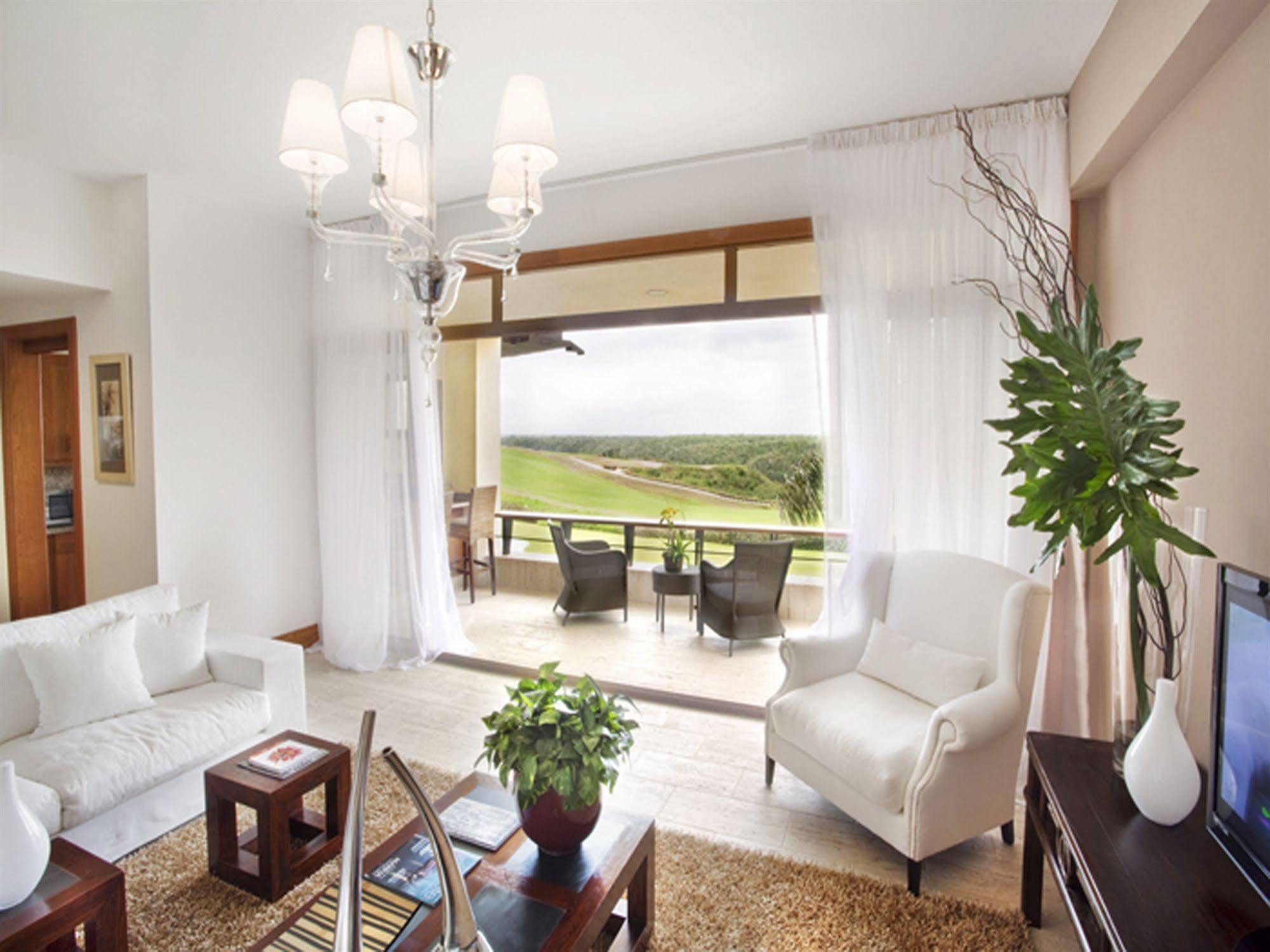Los Altos Residences By Mint لا رومانا المظهر الخارجي الصورة